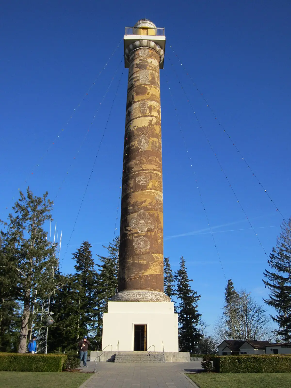Astoria Column — landmarks and memorials site in the Pacific Northwest